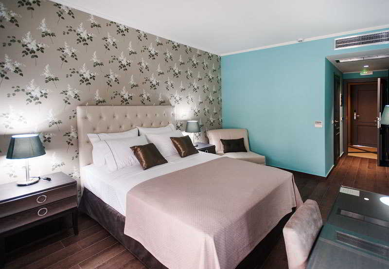 Theasis Hotel Парамития Екстериор снимка