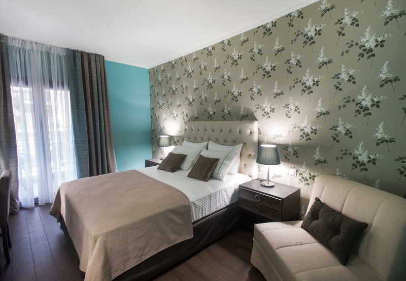 Theasis Hotel Парамития Екстериор снимка