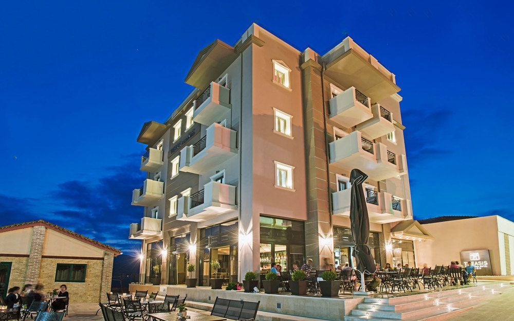 Theasis Hotel Парамития Екстериор снимка