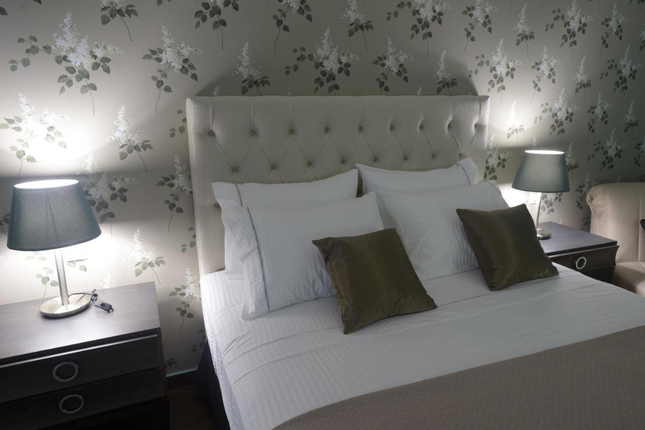 Theasis Hotel Парамития Екстериор снимка