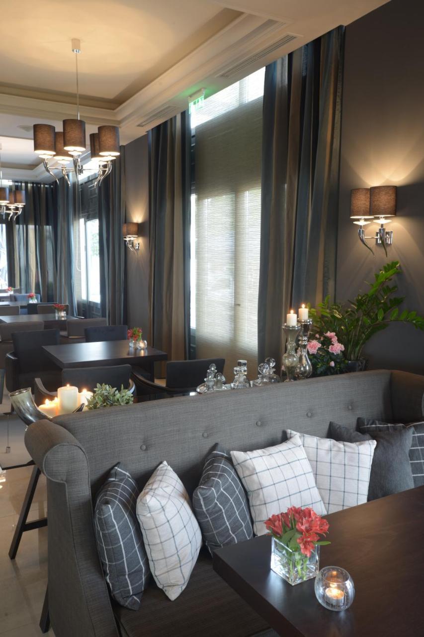 Theasis Hotel Парамития Екстериор снимка
